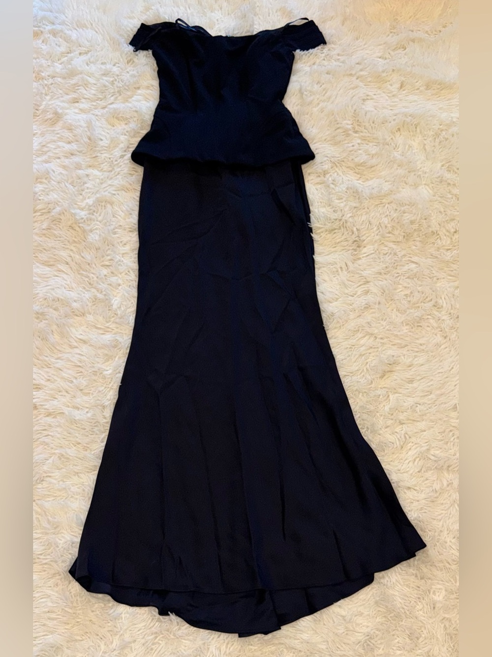NEW Betsy & Adam Off the Shoulder Mixed Media Satin Navy Gown Sz 12 - Picture 4 of 8